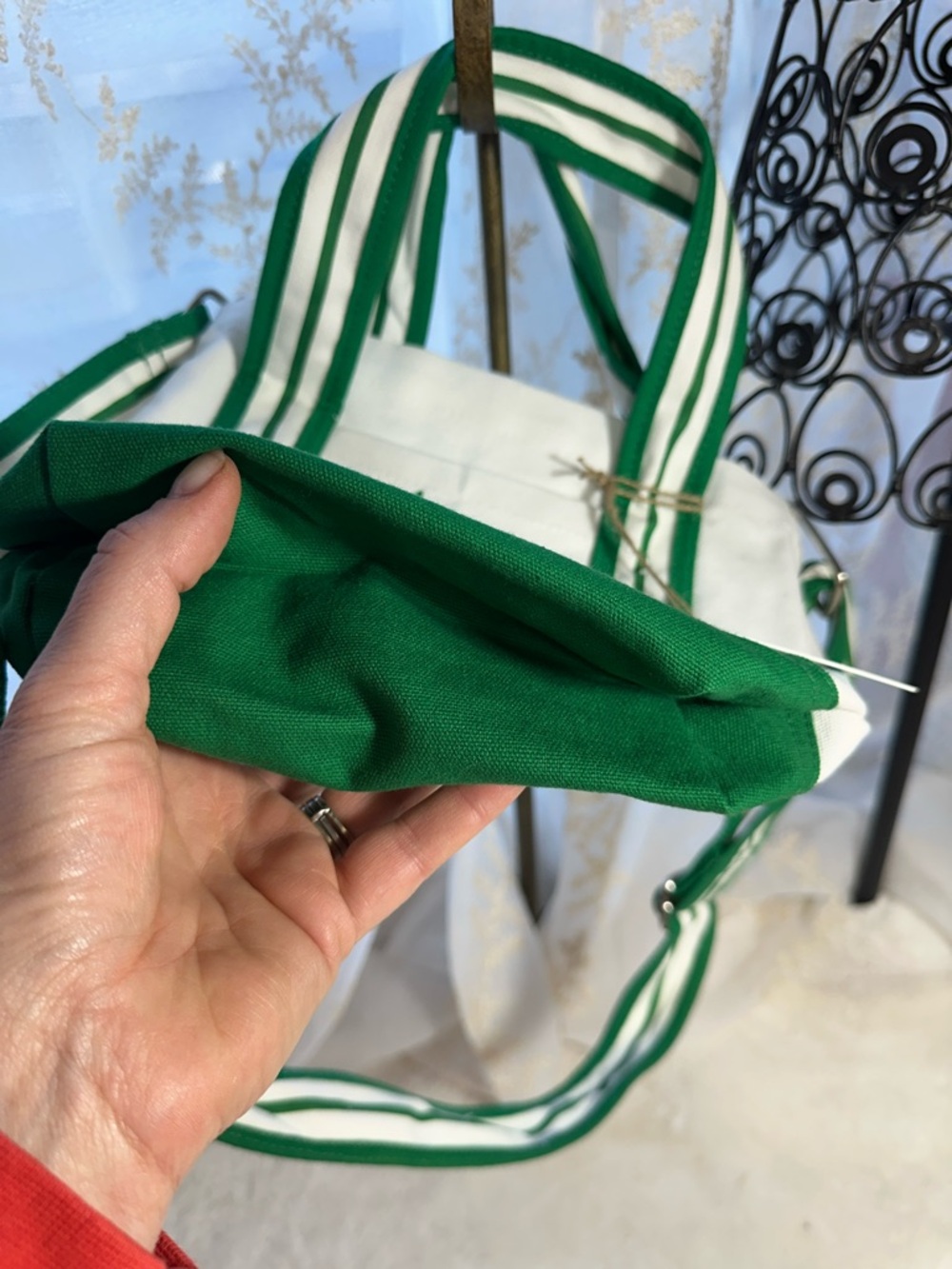 Martha Stewart strawberry white and green canvas tote bag and crossbody strap - Picture 3 of 5